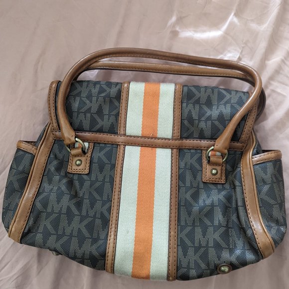 Michaels Kors Bag - Picture 2 of 3